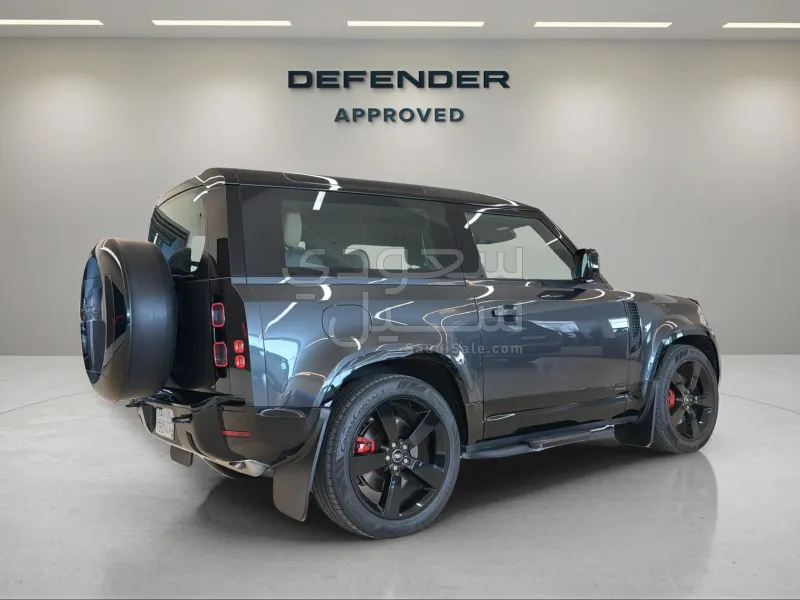 2025 Land Rover Defender X