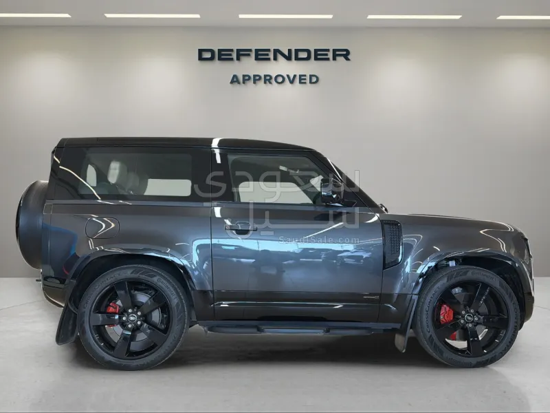 2025 Land Rover Defender X
