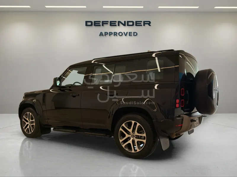 2025 Land Rover Defender 110