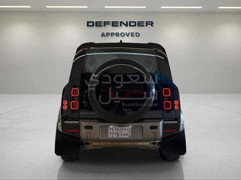 2025 Land Rover Defender 110