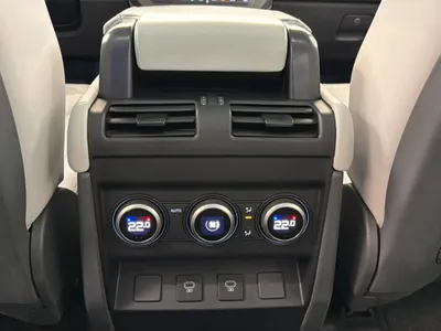2025 Land Rover Defender 110