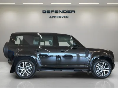 2025 Land Rover Defender 110