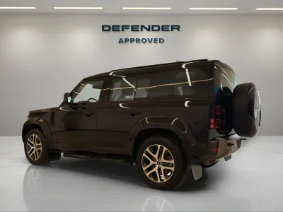 2025 Land Rover Defender 110