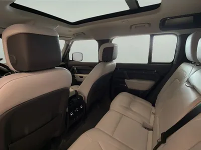2025 Land Rover Defender 110