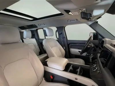 2025 Land Rover Defender 110