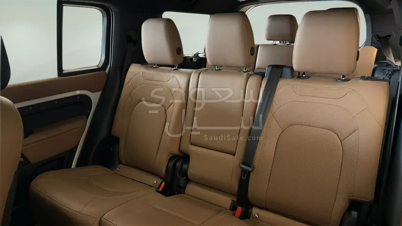2025 Land Rover Defender 130