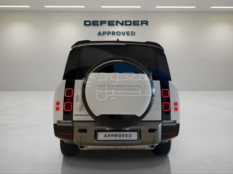 2025 Land Rover Defender 130