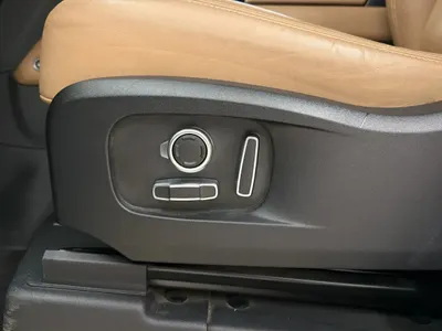 2025 Land Rover Defender 130
