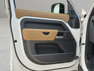 2025 Land Rover Defender 130