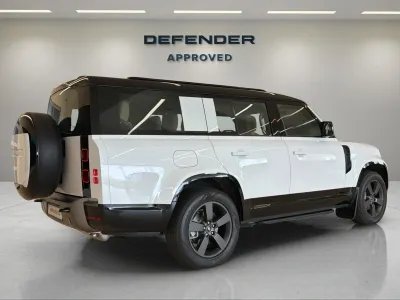 2025 Land Rover Defender 130