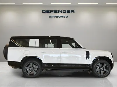 2025 Land Rover Defender 130