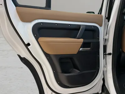 2025 Land Rover Defender 130