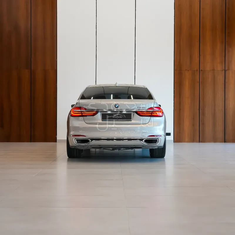2018 BMW 7 Series 730Li