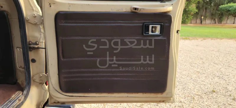 1985 تويوتا لاند كروزر اف جي 40