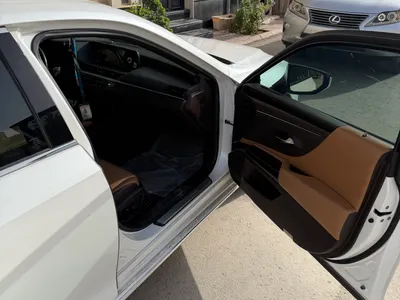 2020 لكزس آي إس 250