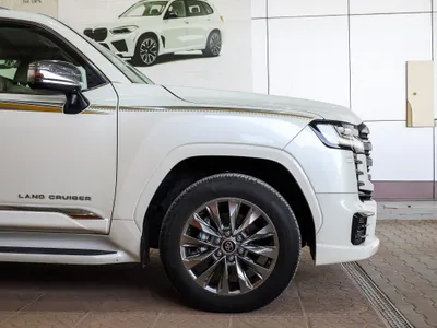 2024 Toyota Land Cruiser VXR