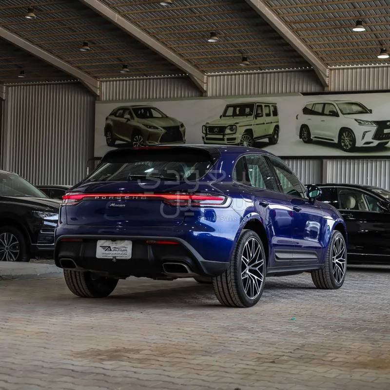 2025 Porsche Macan