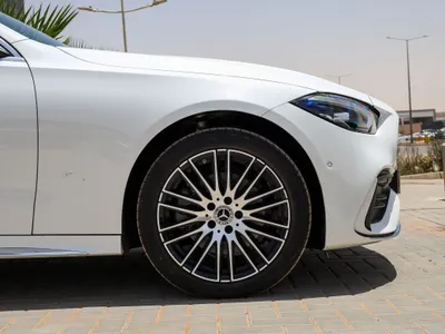 2025 Mercedes-Benz C 200