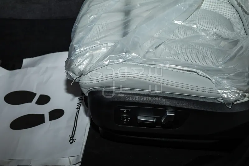2026 BMW X Series 6 M Kit