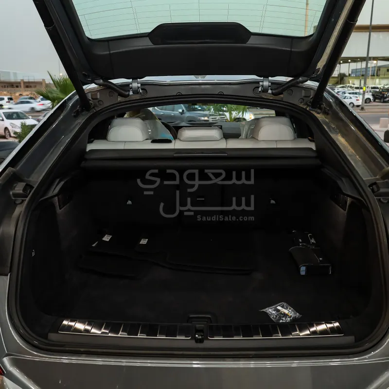 2026 BMW X Series 6 M Kit