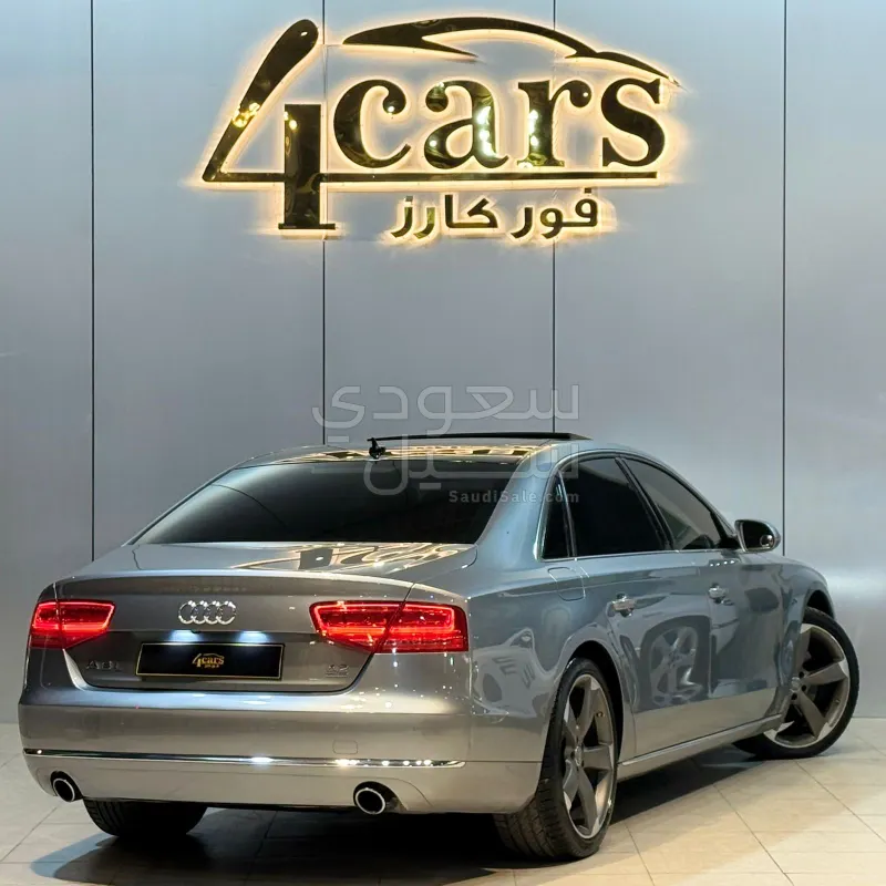 2012 اودي اي 8 ال
