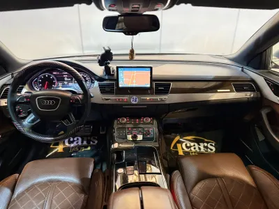 2012 اودي اي 8 ال