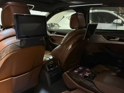 2012 اودي اي 8 ال