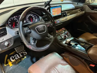 2012 اودي اي 8 ال