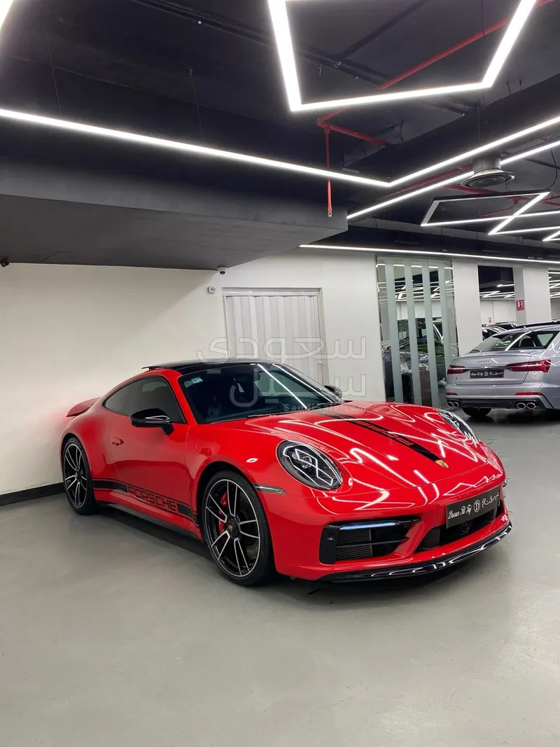 2024 بورش 911 كاريرا 4 جي تي اس
