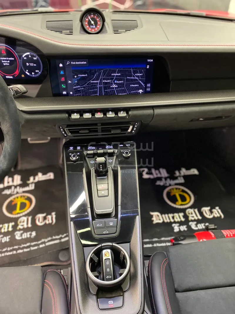 2024 بورش 911 كاريرا 4 جي تي اس