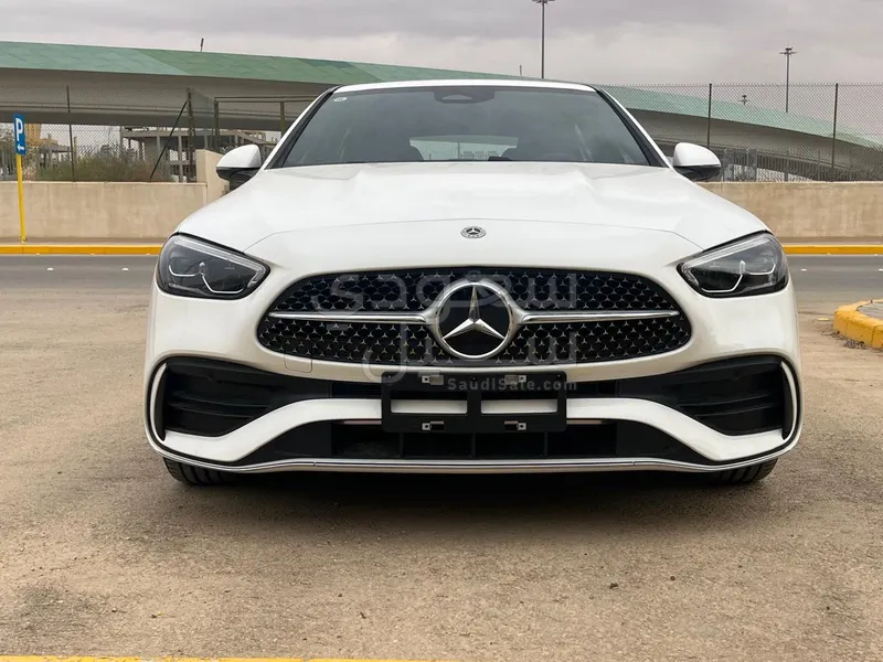 2025 Mercedes-Benz C 200