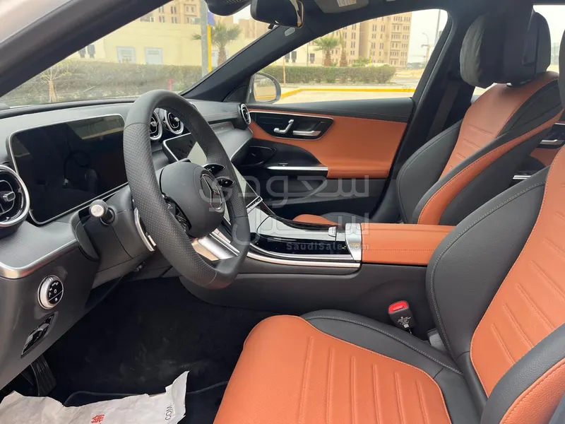 2025 Mercedes-Benz C 200