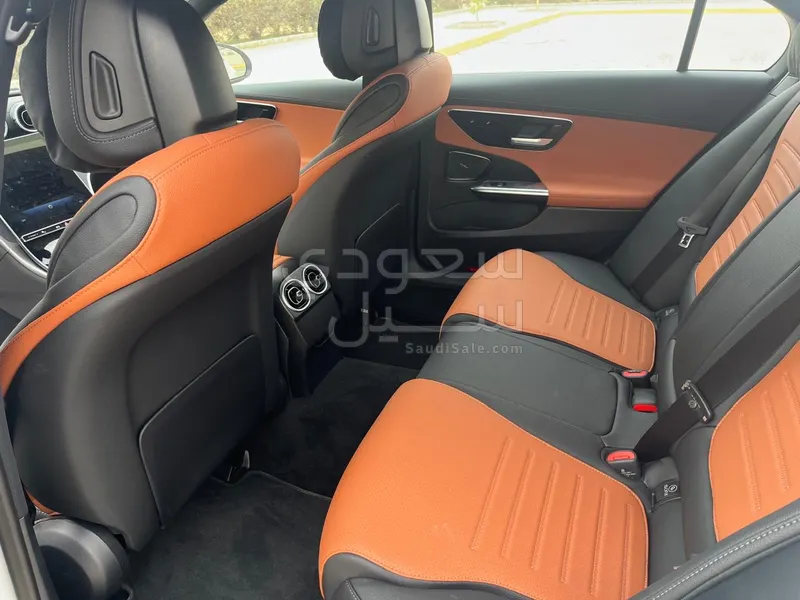 2025 Mercedes-Benz C 200