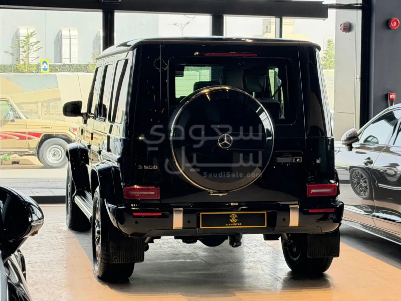 2025 مرسيدس - بنز جي 500