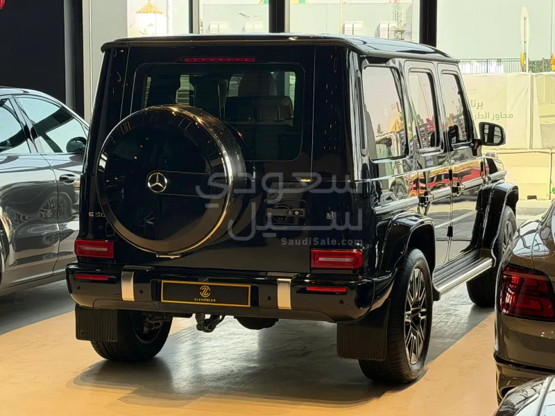 2025 مرسيدس - بنز جي 500