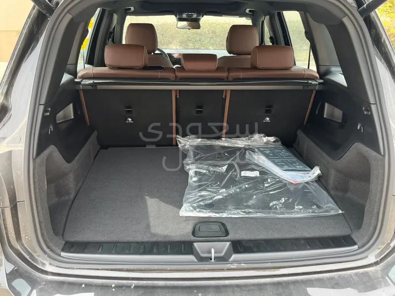 2025 Mercedes-Benz GLB 250