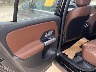 2025 Mercedes-Benz GLB 250
