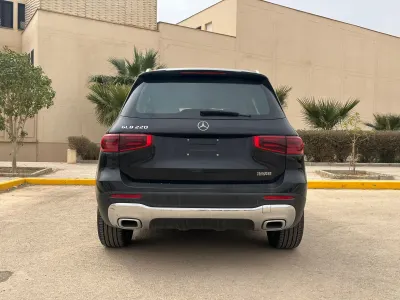 2025 Mercedes-Benz GLB 250