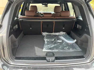 2025 Mercedes-Benz GLB 250