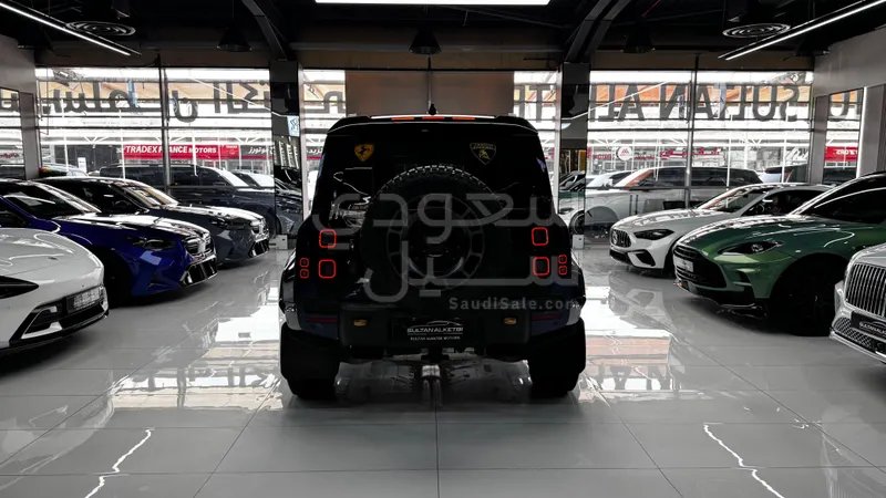 2026 Land Rover Defender Octa