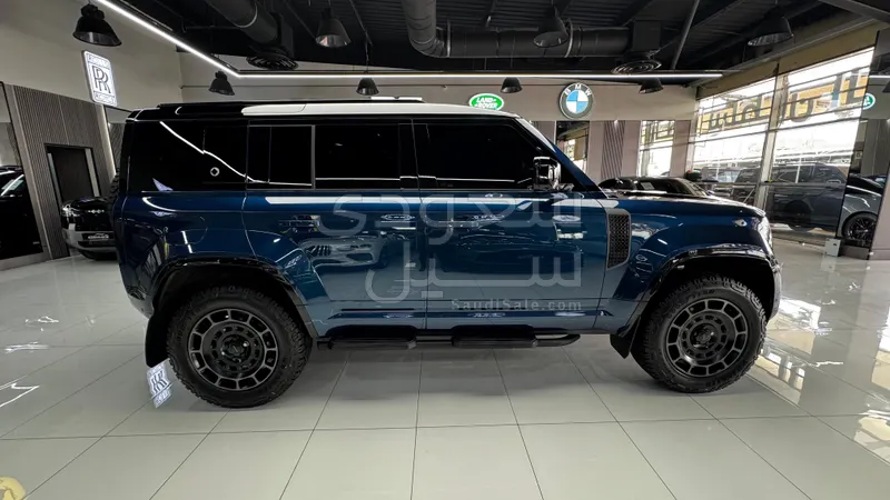 2026 Land Rover Defender Octa