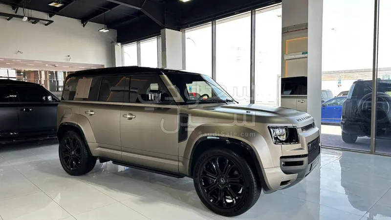 2025 Land Rover Defender Octa