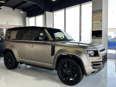 2025 Land Rover Defender Octa