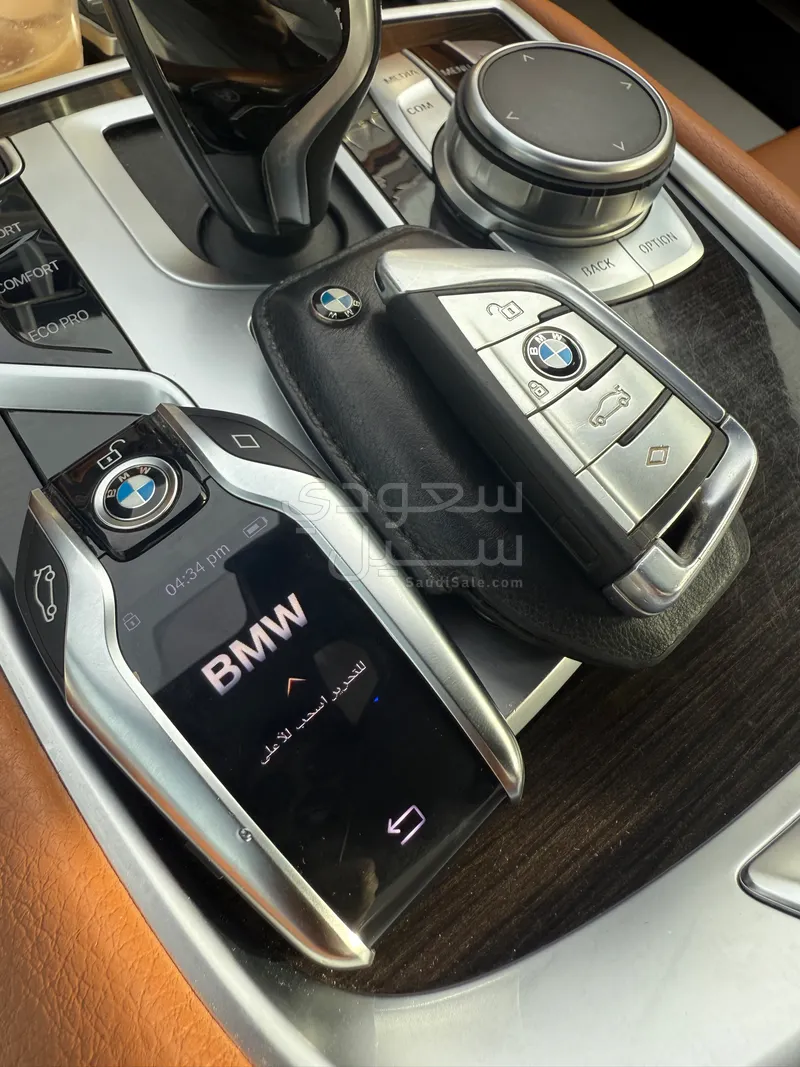 2021 بي ام دبليو الفئة السابعة 730 أي