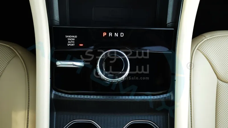 2025 جييب جراند شيروكي ليمتد بلس