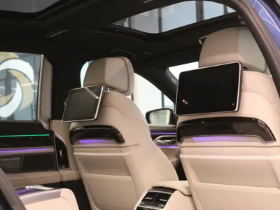 2021 بي ام دبليو الفئة السابعة 735 إل أي