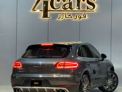 2015 بورش ماكان اس