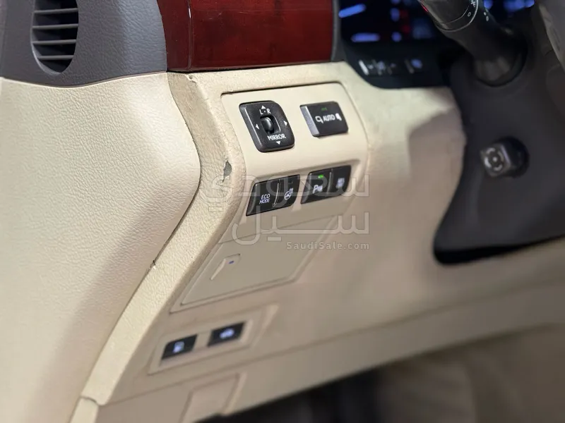 2011 لكزس إل إس 460