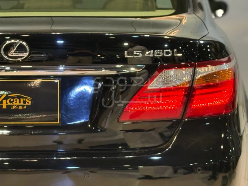2011 لكزس إل إس 460
