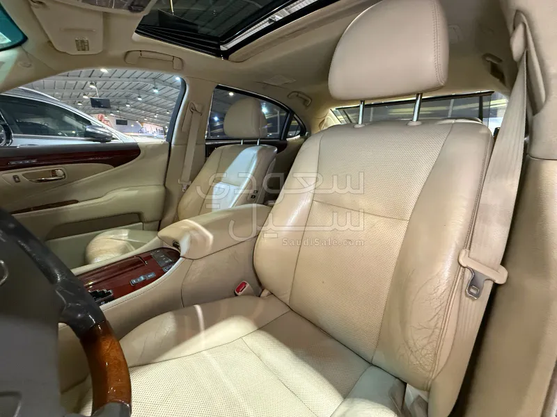 2011 لكزس إل إس 460